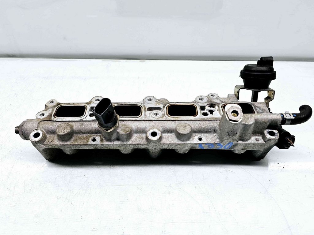 Rampa injectoare Volkswagen Golf 5 (1K1) [Fabr 2004-2008] 03C133204AA 1.6 Benz BAG 85KW / 115CP