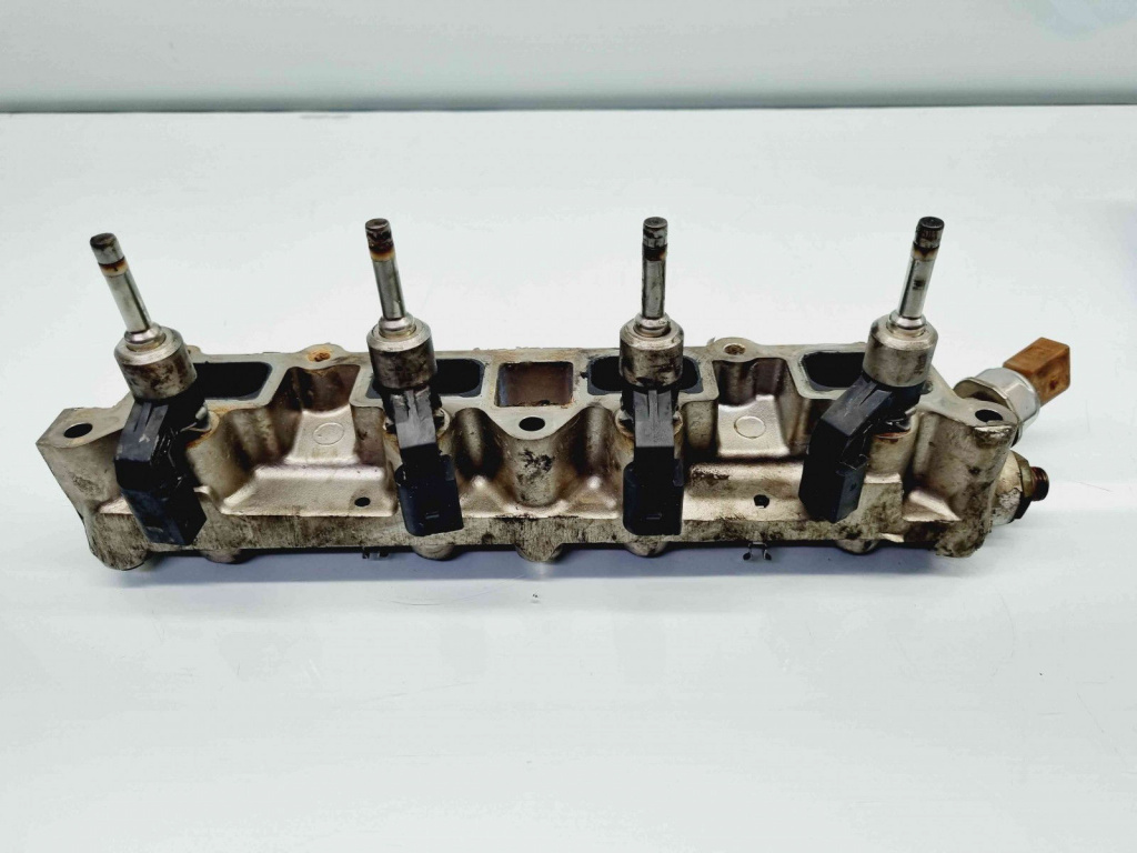 Rampa injectoare Volkswagen Golf 6 (5K1) [Fabr 2009-2013] OEM 1.4 Benz CAXA 90KW / 122CP 1.4 Benz CAXA 90KW / 122CP