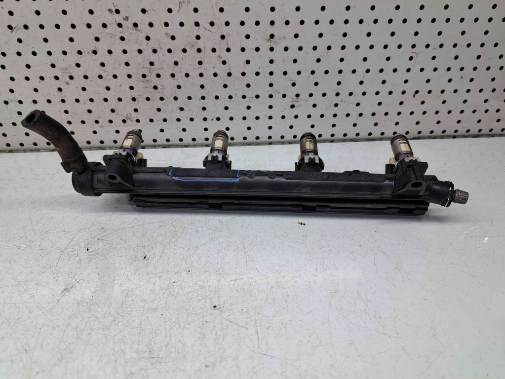 Rampa injectoare Volkswagen Golf 6 (5K1) [Fabr 2009-2013] 036133319 1.4 Benz CGGA 1.4 Benz CGGA 59KW