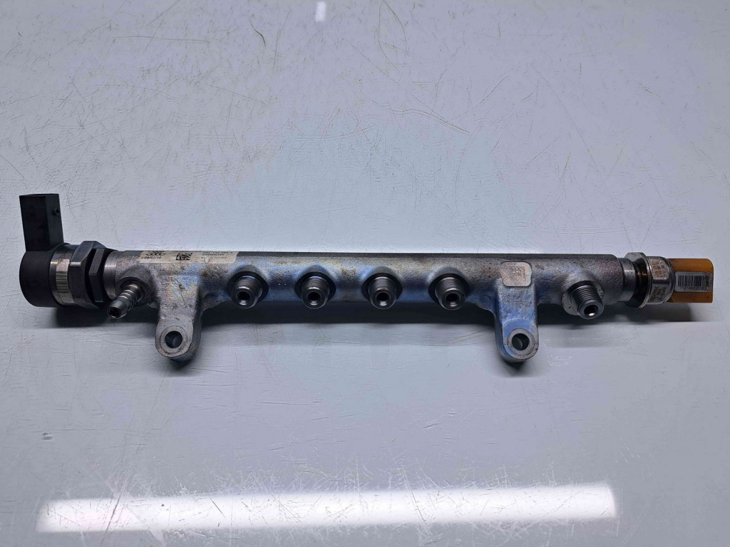 Rampa injectoare Volkswagen Passat B6 (3C2) [Fabr 2005-2010] 03L130089A 2.0 TDI CAGA 105KW / 143CP
