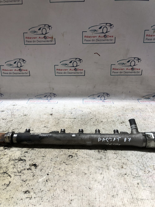 Rampa injectoare Volkswagen Passat B7 1.6 2012, 03L089S