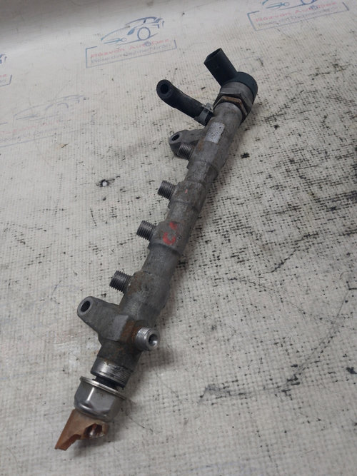 Rampa injectoare Volkswagen Passat CC 2012, 03L906051