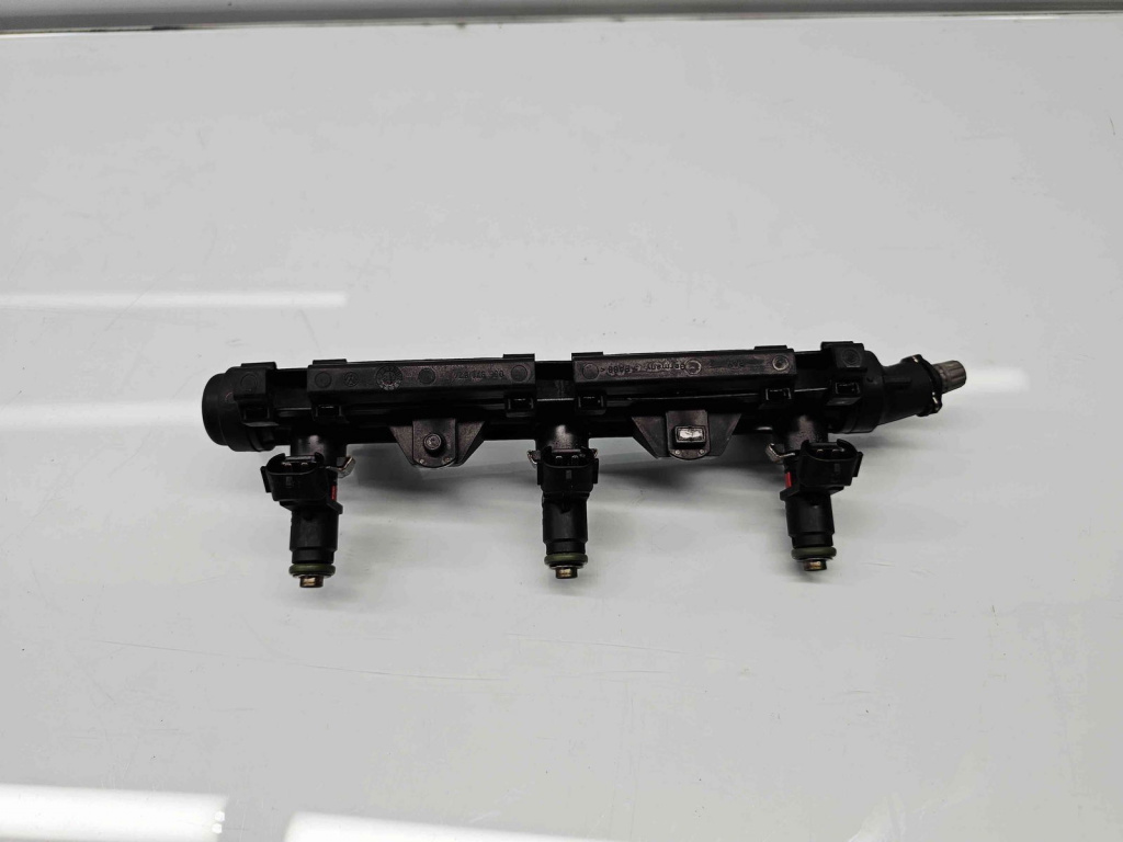 Rampa injectoare Volkswagen Polo (9N) [Fabr 2001-2008] 03E133320A 1.2 Benz BZG 51KW / 70CP
