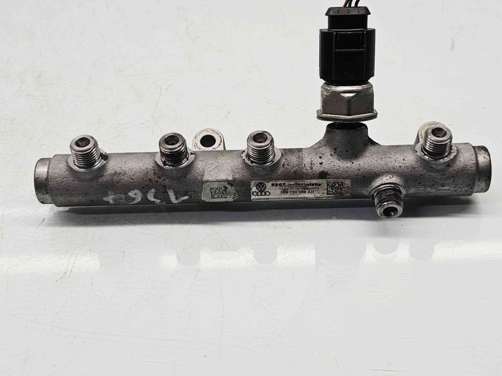 Rampa injectoare Volkswagen Touareg (7LA, 7L6) [Fabr 2003-2010] 059130089AH 3.0 TDI CEXA 176KW / 239CP