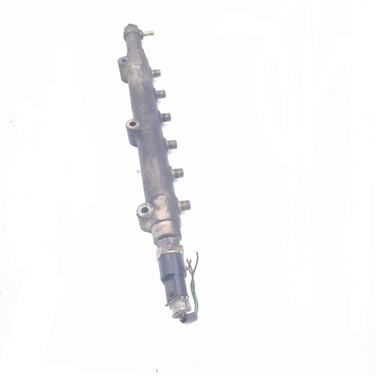 Rampa Injectoare Volvo S80 1 (Ts, Xy) 1998-2006 2.4 D5 D 5244 T Motorina 0445215010, 0445-215-010, 8658252, 000795L1 Bosch