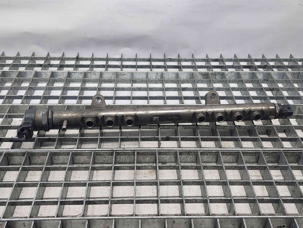 Rampa injectoare Volvo S80 II [Fabr 2006-2016] 30777759 2.4 D5244T10