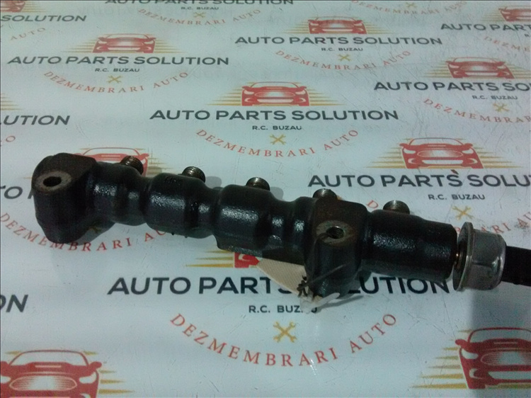 Rampa injectoare VOLVO V 50 1.6 D an fabr. 2009
