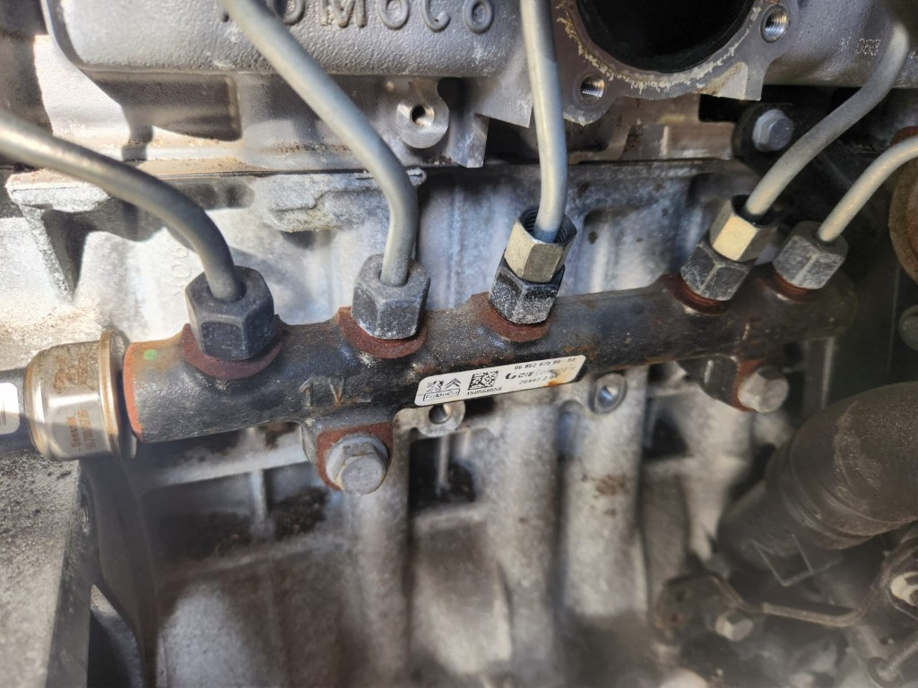 Rampa injectoare Volvo V40 1.6 D4162T E5 2013 Cod : 9685297580-03