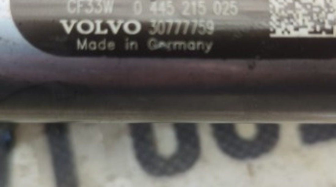 Rampa injectoare Volvo XC70 2.4 D5244T10 2010 Cod : 30777759 0445215025