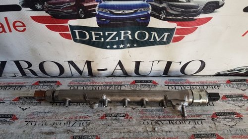 Rampa injectoare VW Caddy 4 1.6 tdi 75 cai motor CAYE cod piesa : 03L130089B