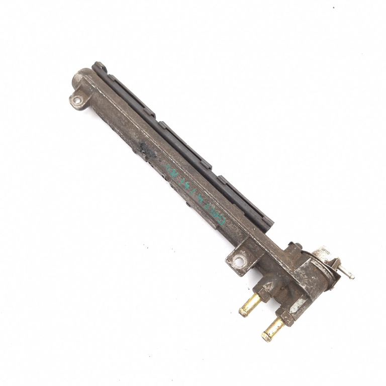 Rampa Injectoare Vw Golf 4 1997-2004 1.4 16V Benzina 036133319