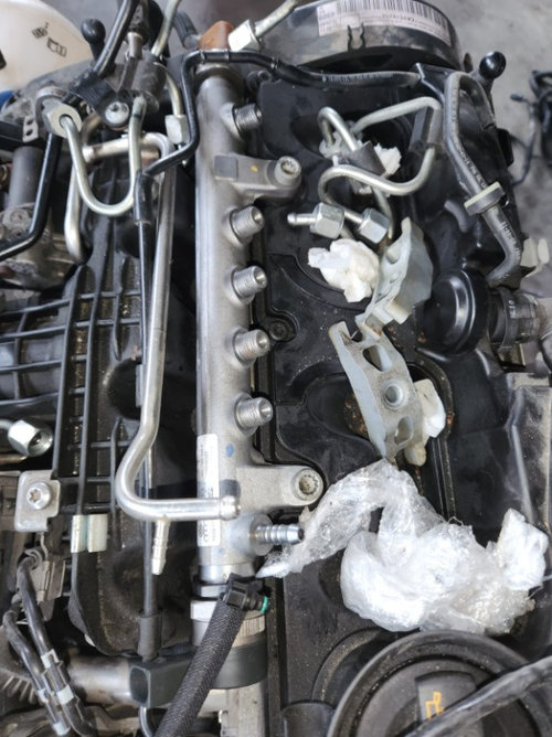 Rampa injectoare Vw Golf 6 1.6 TDI 2009 2010 2011 2012 cod 03L130089A