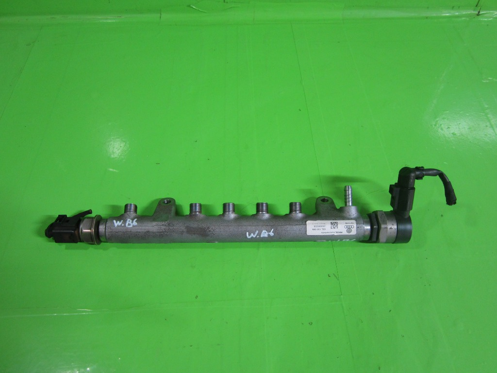 RAMPA INJECTOARE VW PASSAT B6 2.0 TDI 81KW 110CP FAB. 2005 - 2010 ⭐⭐⭐⭐⭐