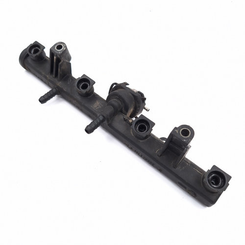Rampa Injectoare Vw Polo (6N2) 1999-2001 1.0 Auc Benzina 030133319Aa, 0280151071, 030133319 Bosch