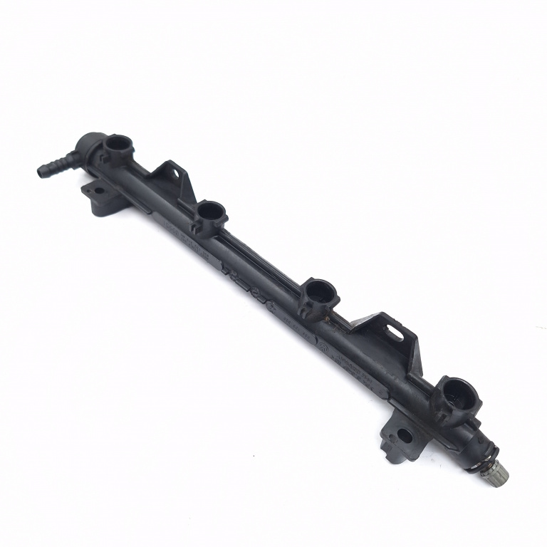 Rampa Injectoare Vw Polo (9N, 9N3) 2002-2010 1.4 16V Bky Benzina 036133320, 036133319Bh, 09951