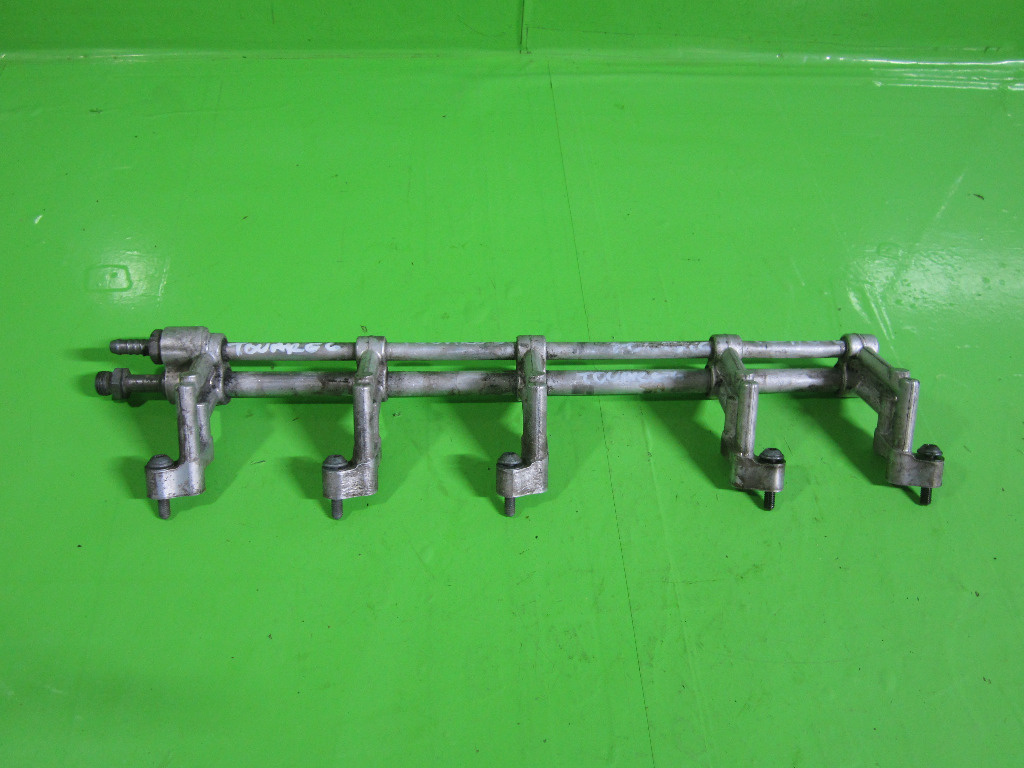 RAMPA INJECTOARE VW TOUAREG 2.5 TDI FAB. 2002 - 2010 ⭐⭐⭐⭐⭐