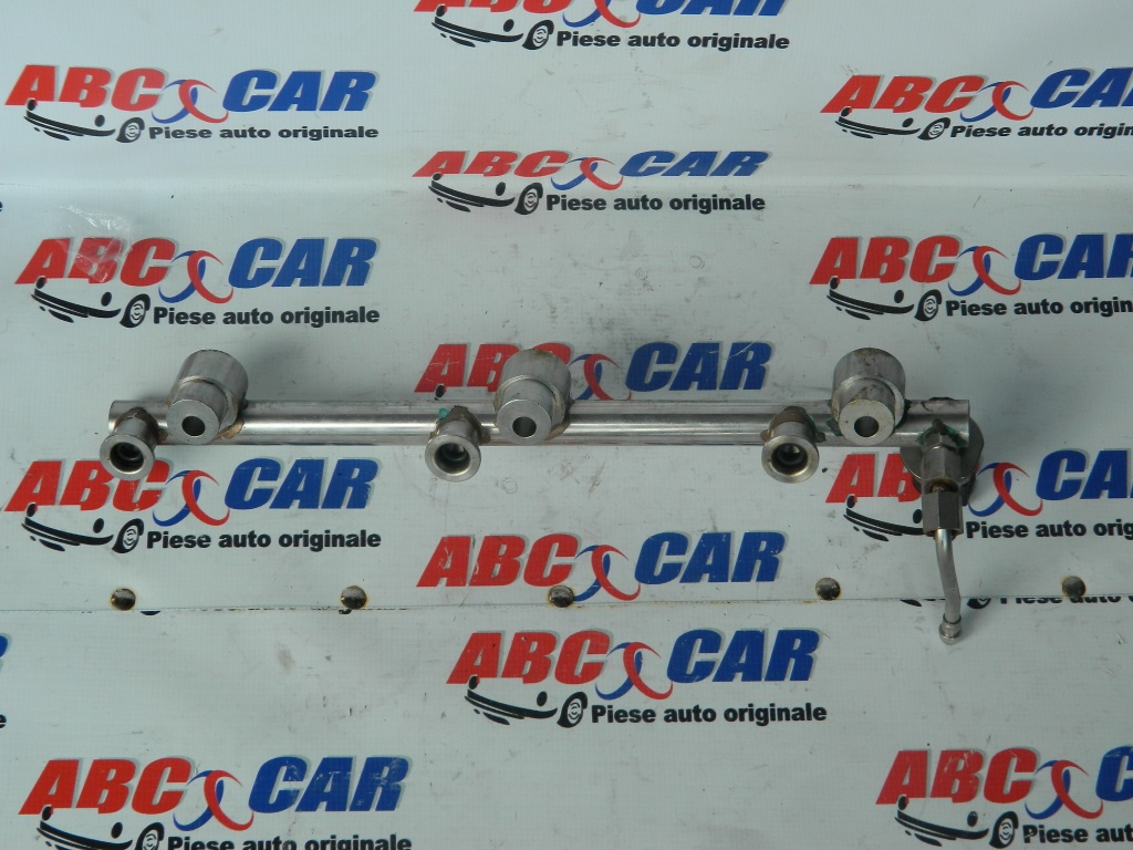 Rampa injectoare VW Touareg 3.6 FSI Cod: 03H133317B