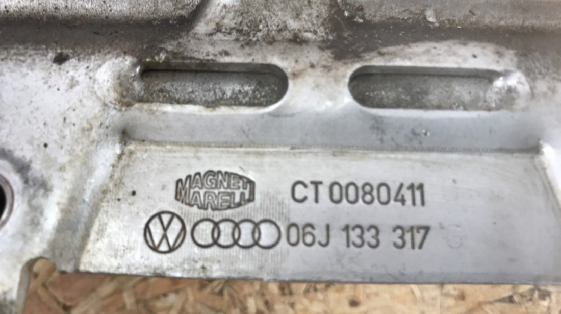 Rampa injector cu senzor Audi A4 B8 1.8 TFSI sedan sedan 2009 (06J133317)