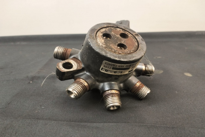 Rampa Injector KKDA R9144Z020A Ford Focus [1998 - 2004]
