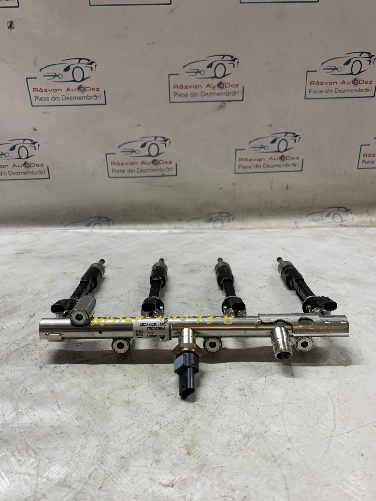 Rampa plus injectoare Dacia Duster 1.3 Benzina 2019, 175220286R / 166001525R / 4 INJECTOARE