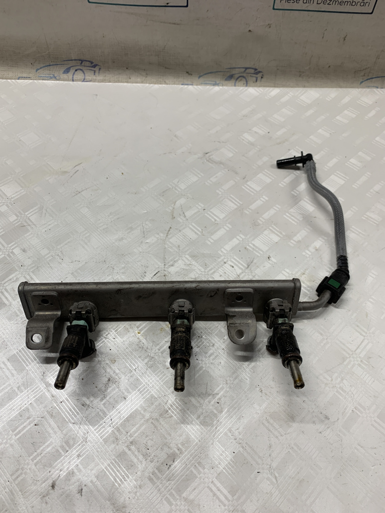 Rampa plus injectoare Dacia Logan Mcv 1.0 Benzina 2018, 166003188R