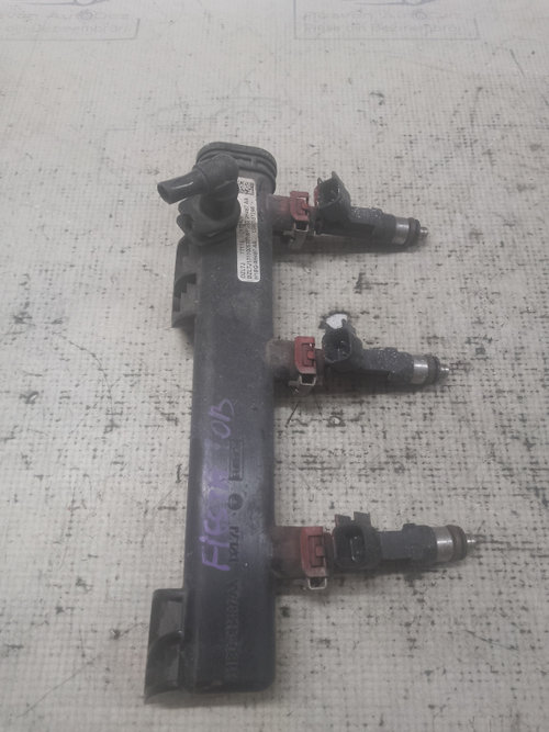 Rampa plus injectoare Ford Fiesta 1.0 Benzina 2016, 3 INJECTOARE / E3BG9F593CA / H1BG9H487AA
