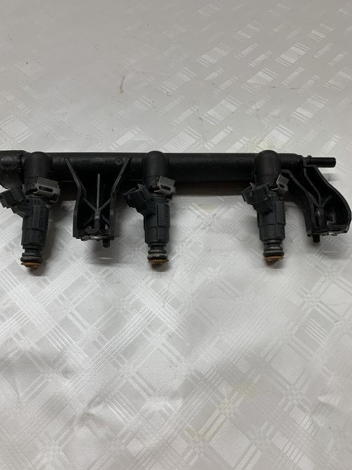 Rampa plus injectoare Opel Crossland X 1.2 Benzina 2018, 9676017480 / 9816955780