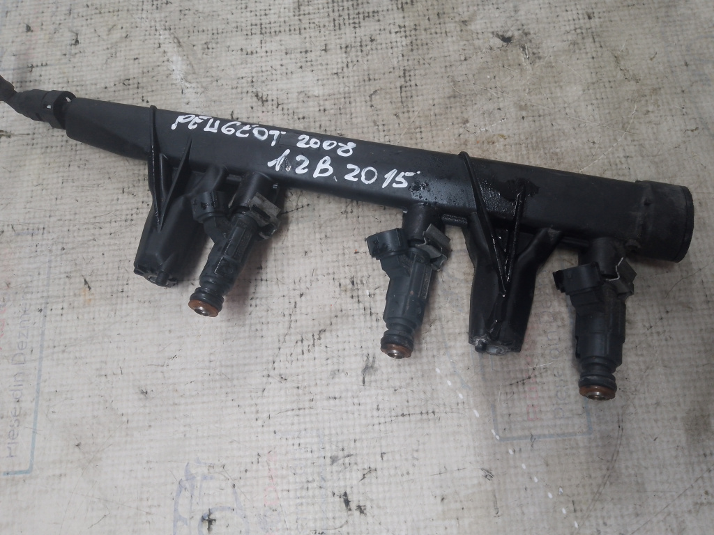 Rampa plus injectoare Peugeot 2008 1.2 Benzina 2016, 9676020480 / 9676017480