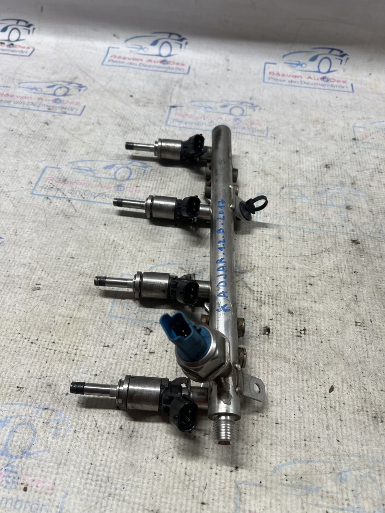 Rampa plus injectoare Renault Kadjar 1.2 Benzina 2017, 175226637R / 4 INJECTOARE