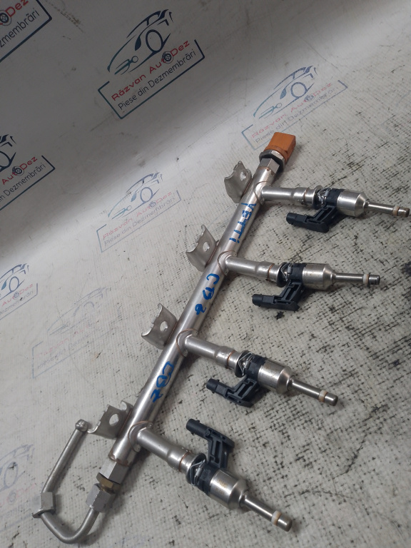 Rampa plus injectoare Skoda Yeti 2012, 03F133320C / 03F906036B