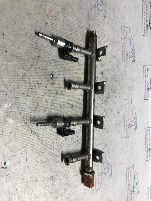 Rampa plus injectoare Skoda Yeti 2012, 03F906036B / 03F133320C