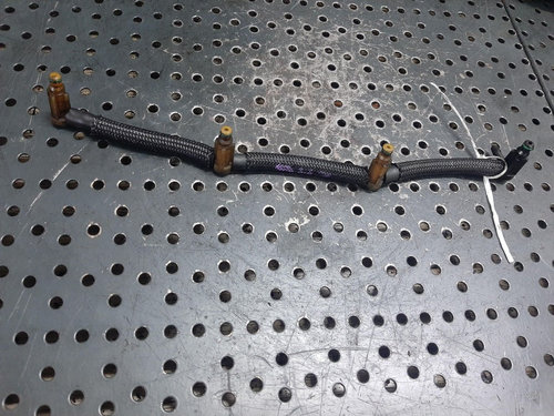 Rampa retur injectoare 1.6 hdi 9hz peugeot 207 206 307 citroen c2 c3 berlingo