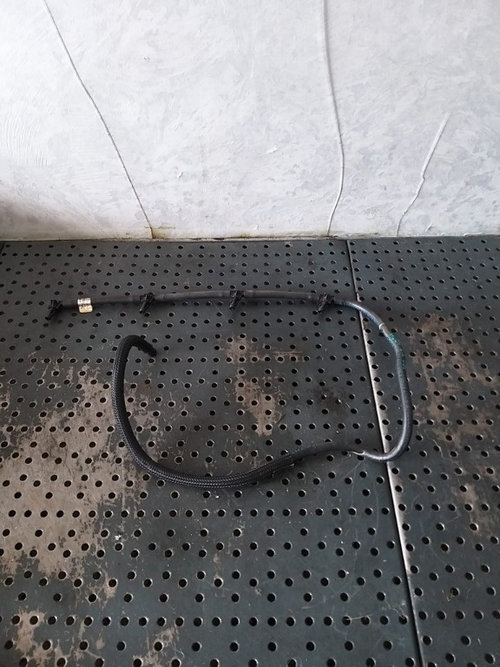 Rampa retur injectoare 2.0 dci mercedes c class w205 a651070132 31250b70