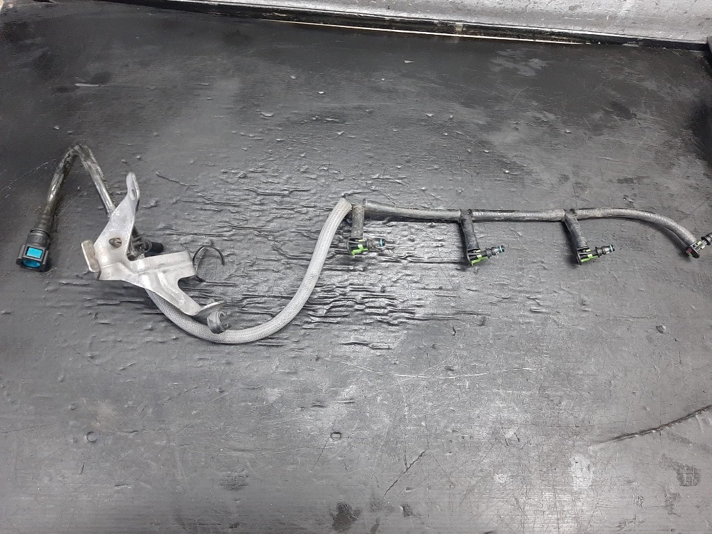 Rampa retur injectoare ford transit 363 2.2 tdci cyf5 euro 5