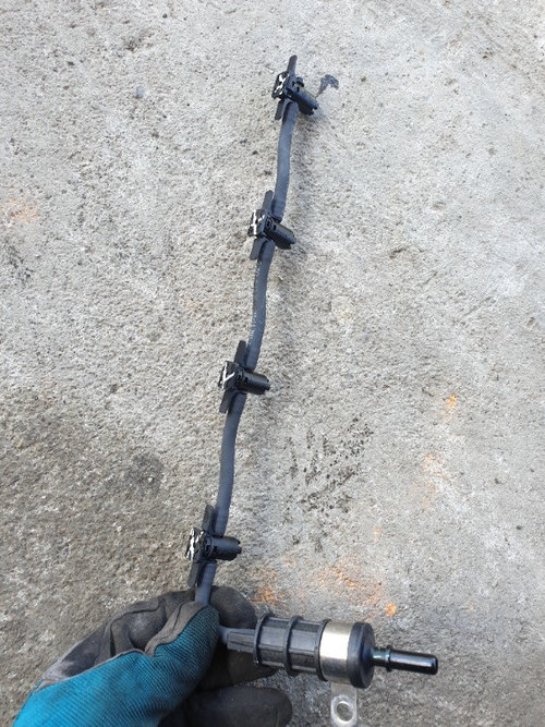 Rampa Retur Injectoare Renault Laguna 3 2.0DCI 2010