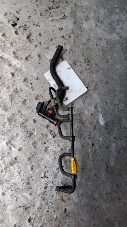 Rampa retur Renault Capture 1.5 dci 110 CP cod motor K9K transinie manuala an 2015 cod 8201003973
