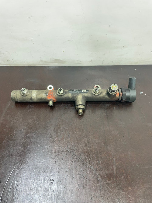 Rampa tur injectoare Audi A4 A5 A6 Q5 Q7 059130090J 059 130 090 J