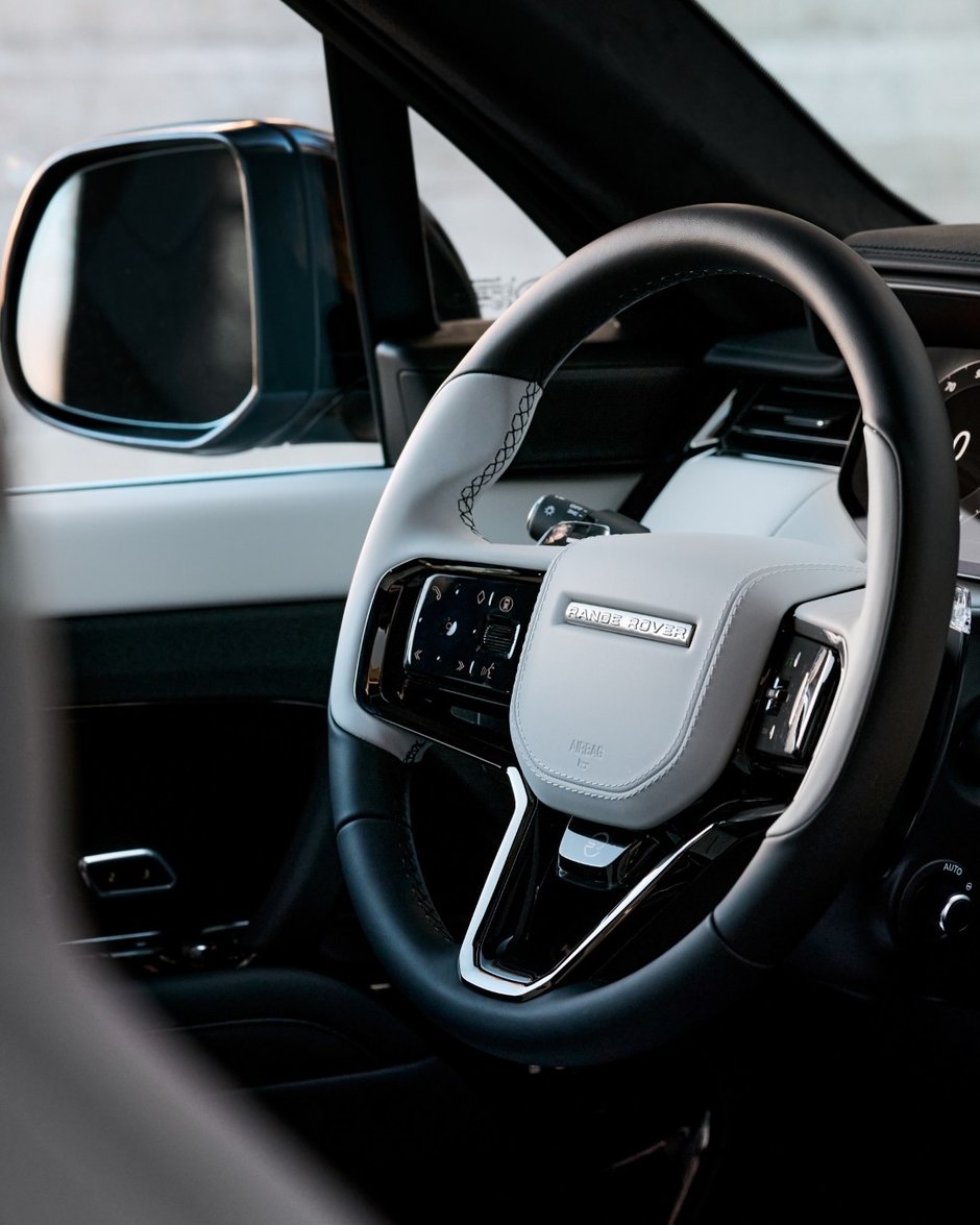 Range Rover Sport SV Park City Edition