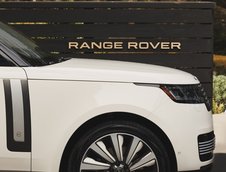 Range Rover SV Bespoke Carmel Edition