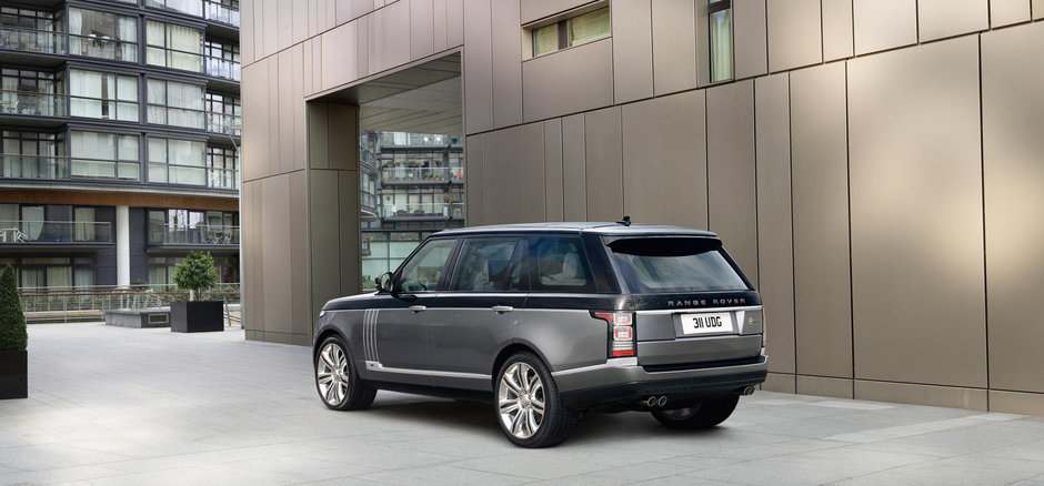 Range Rover SVAutobiography