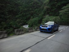 Range Rover SVR pe Dragon Road