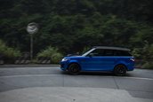 Range Rover SVR pe Dragon Road