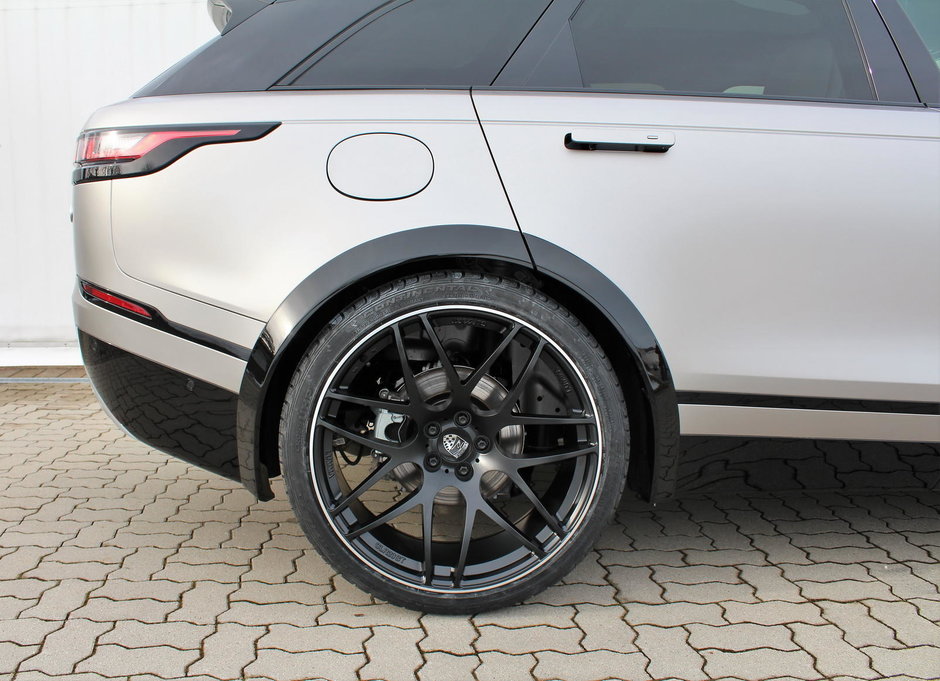 Range Rover Velar by Lumma Design