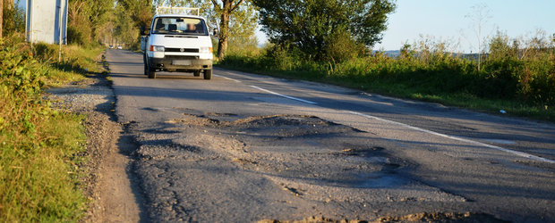 Raport FEM: Romania are drumuri mai proaste decat tarile din lumea a treia precum Zambia, Mali sau Etiopia