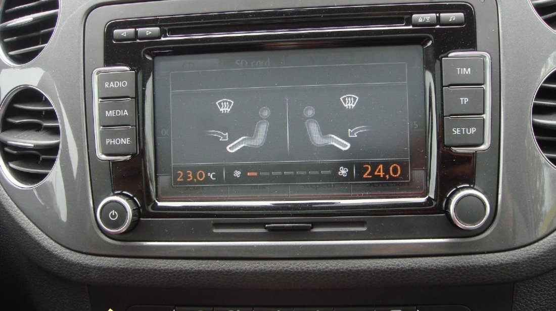 RCD 510 Volkswagen Original cu magazie de 6 Cd uri incorporata si MP3