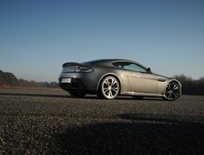 Re: Aston Martin V12 Vantage dezvaluit