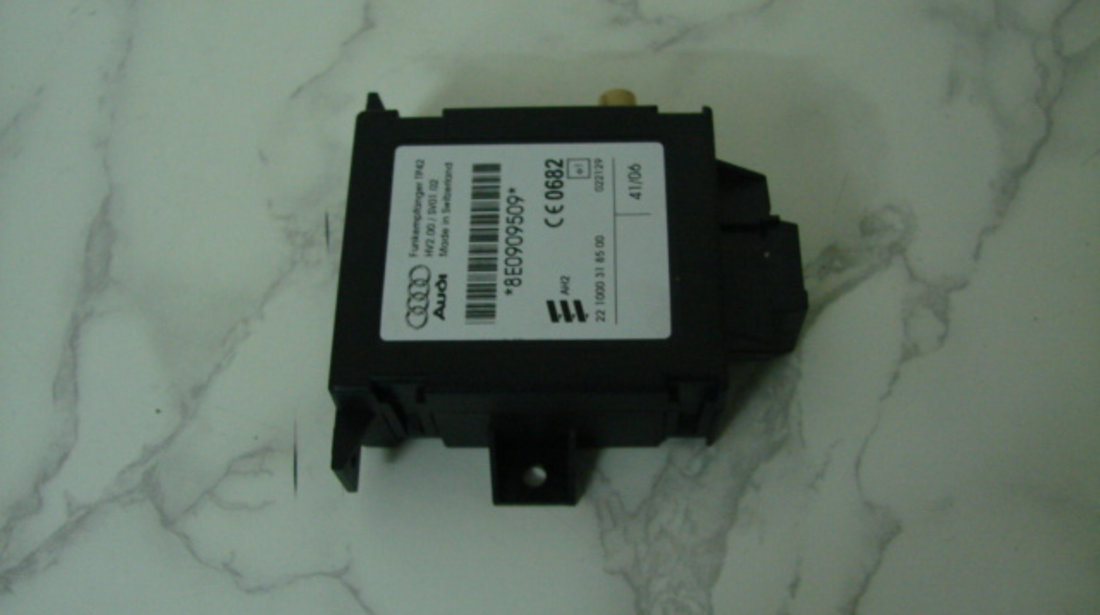 Receptor radio Audi A4 B7 [2004 - 2008] Sedan 4-usi 2.7 TDI MT (180 hp)