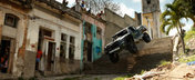 BJ Baldwin face haos pe strazile din Havana, Cuba, la volanul camionetei de 850 cp