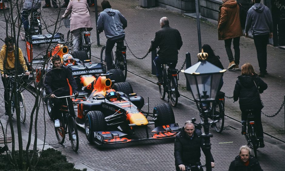 Red Bull Racing excursie prin Olanda