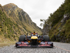 Red Bull Racing RB8 pe Tremola